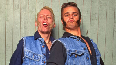 Ronny och Ragge återförenas och åker på turné