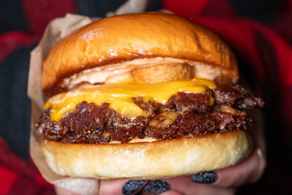 Hamburgare från Moe's Burger