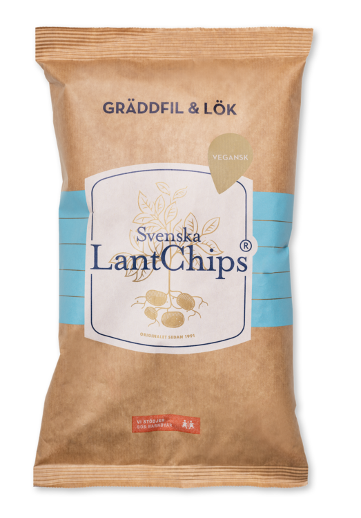 En påse Lantchips med smaken Gräddfil och lök