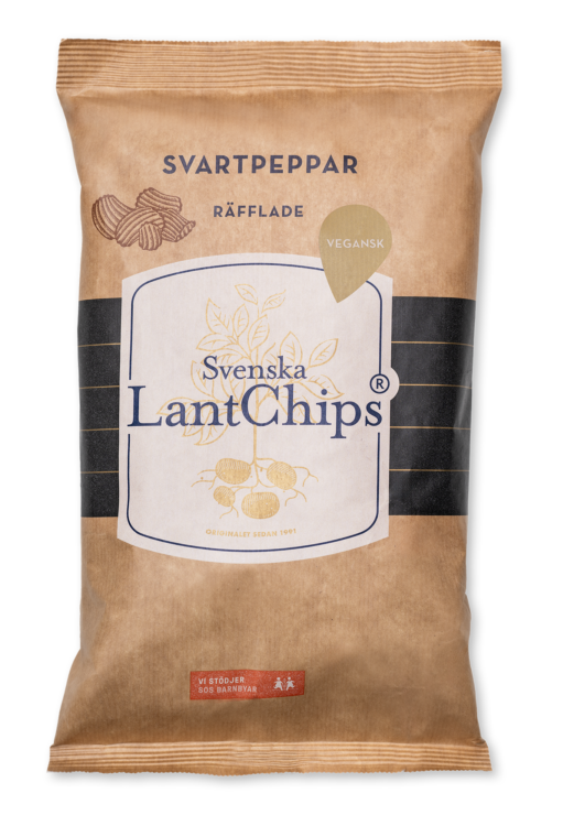 En påse Lantchips med smak av svartpeppar