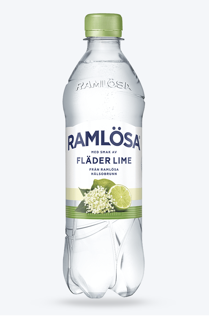 En flaska Ramlösa med smaken fläder lime