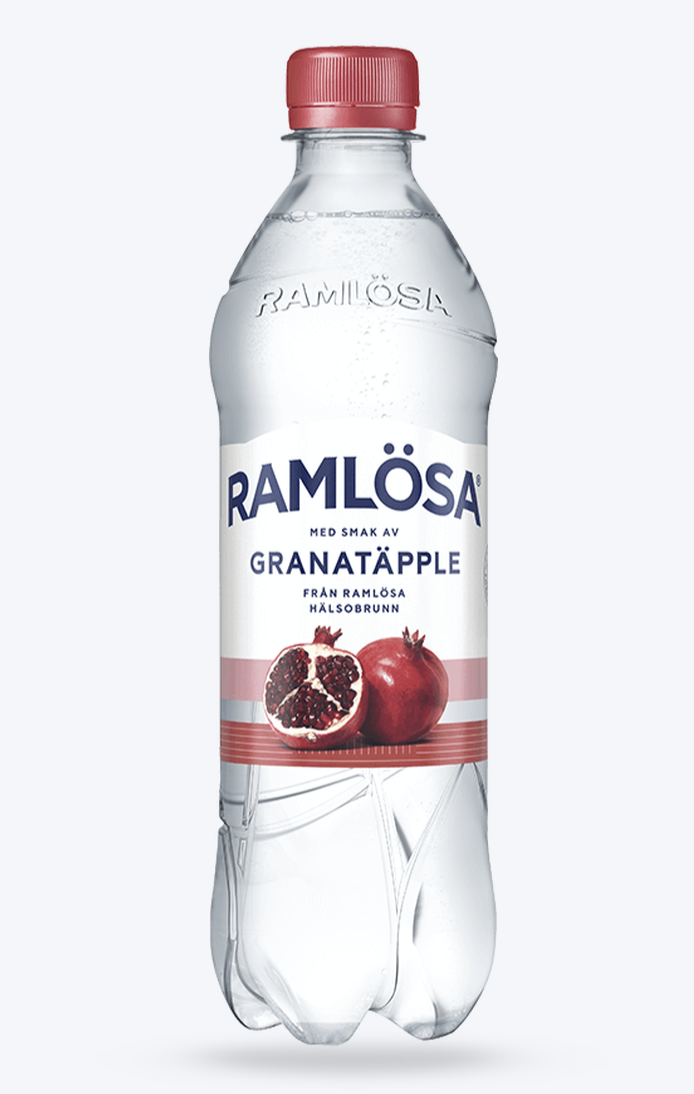 En flaska Ramlösa med smaken granatäpple